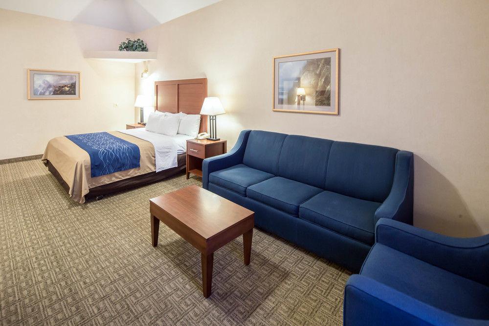 Wingate By Wyndham Anchorage Downtown - Ship Creek Hotel Buitenkant foto