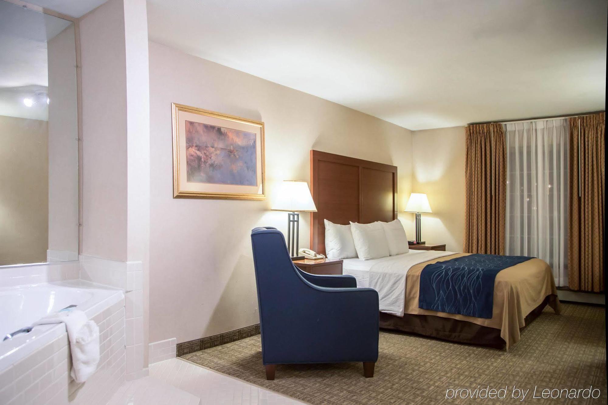 Wingate By Wyndham Anchorage Downtown - Ship Creek Hotel Buitenkant foto